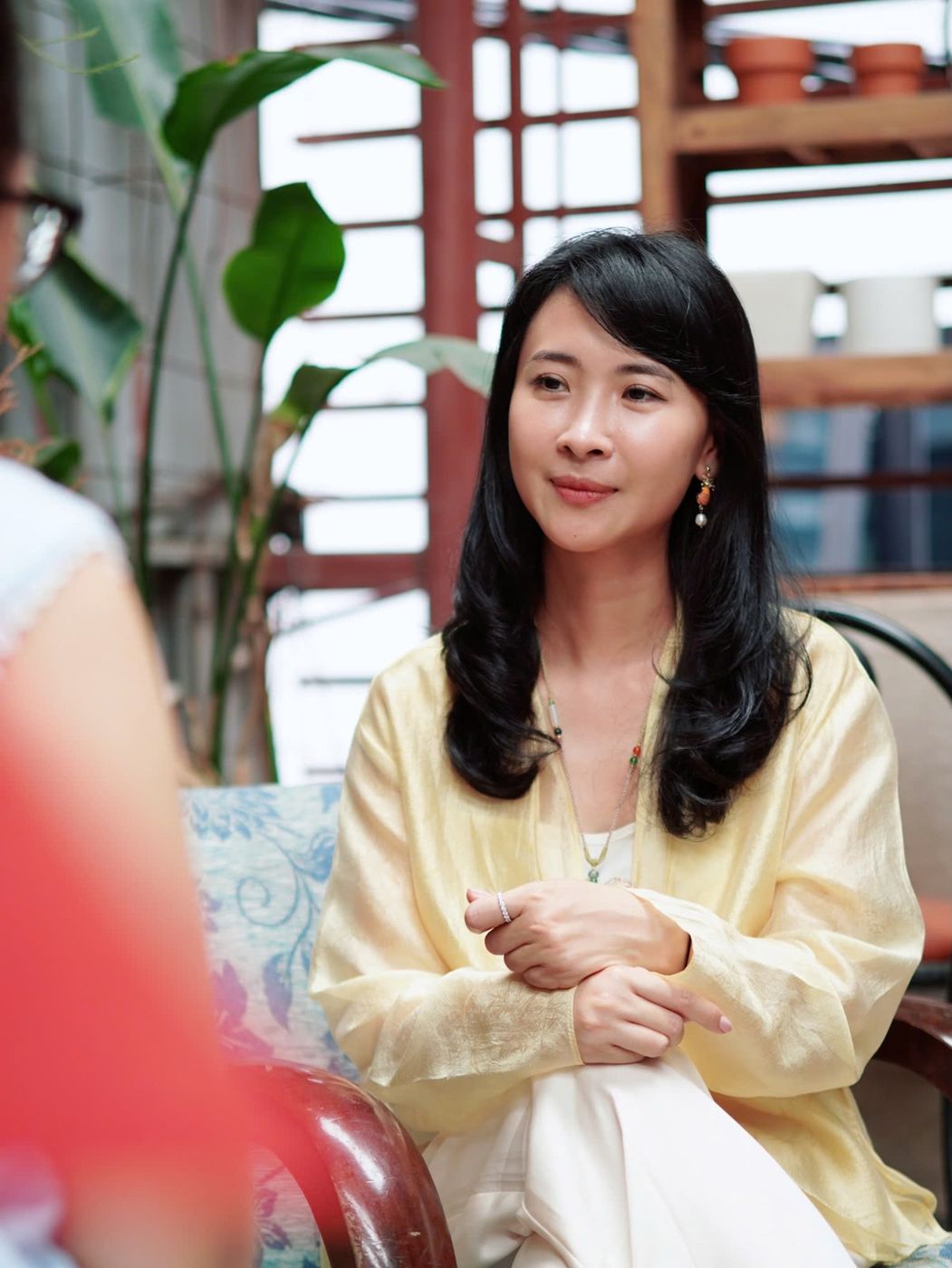 Hồng Ngọc trong buổi khai vấn